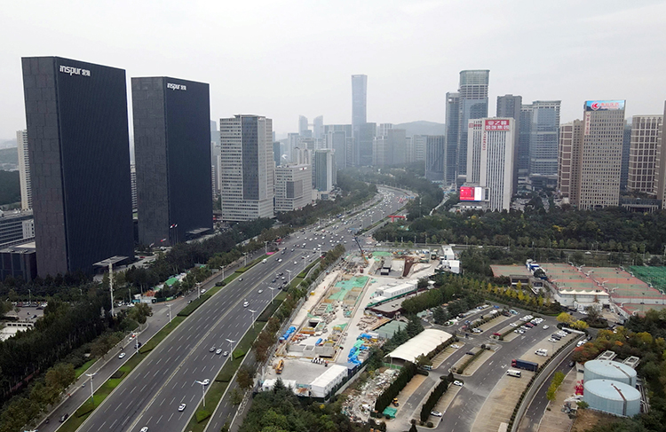 濟(jì)南地鐵4號(hào)線奧體中心東站施工現(xiàn)場(chǎng)。濟(jì)南軌道交通集團(tuán)供圖