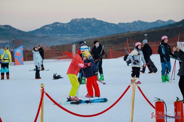 煙臺(tái)南山國(guó)際滑雪場(chǎng)
