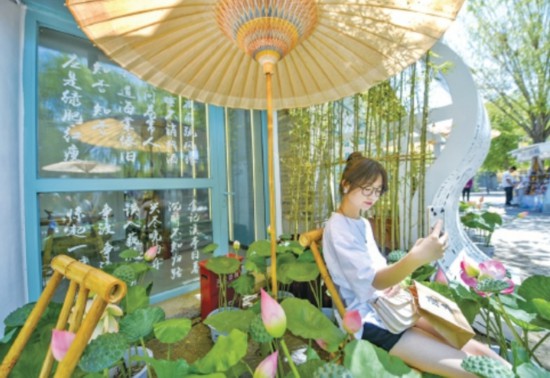 凸顯泉水詩(shī)詞文化 泉水書(shū)房落戶濟(jì)南百花洲