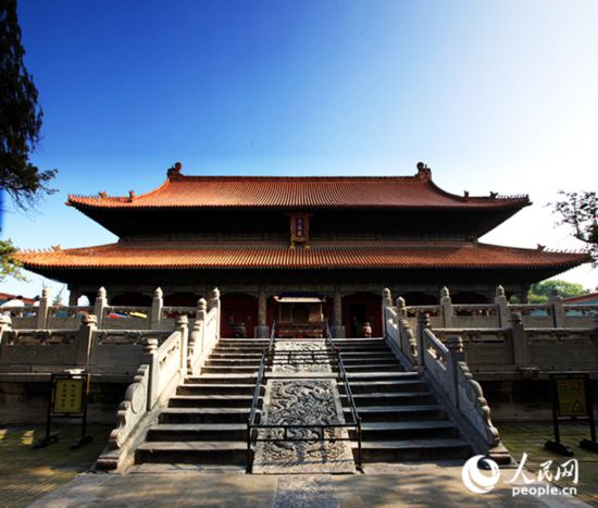 孔廟大成殿。人民網(wǎng)記者 王天樂(lè)攝